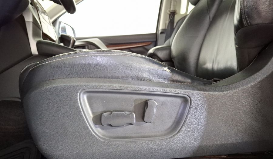 Mitsubishi Montero 3.0 ADVANCE AUTO Suv 2019