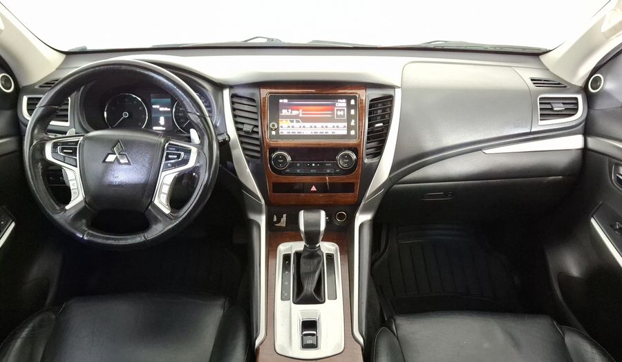 Mitsubishi Montero 3.0 ADVANCE AUTO Suv 2019