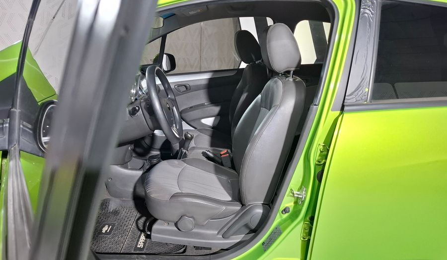 Chevrolet Spark 1.2 LT Hatchback 2016