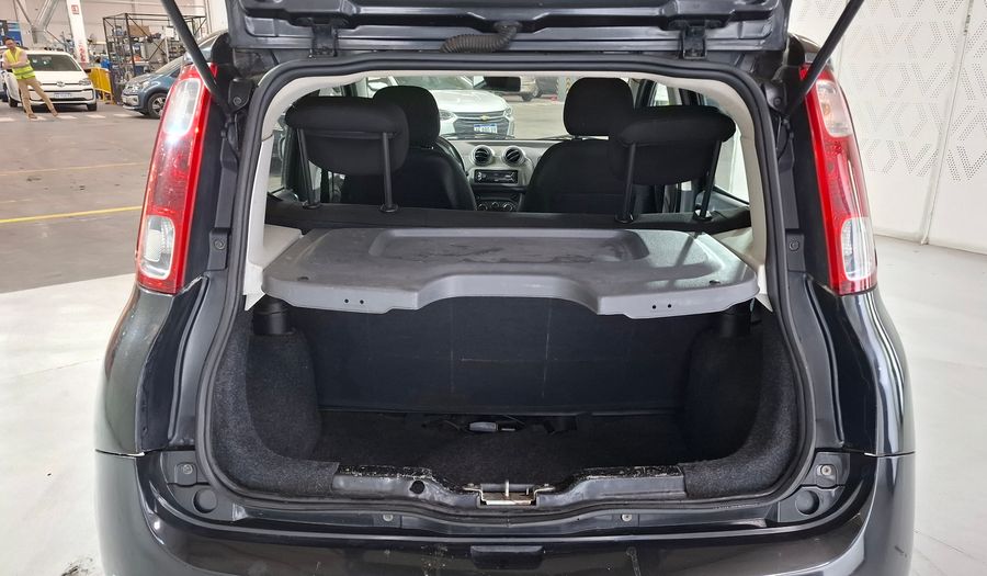 Fiat Uno 1.4 8V ATTRACTIVE 5P Hatchback 2015