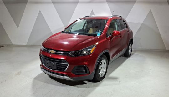 2020 • 27,000 km • Automático