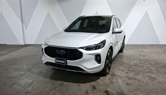Ford • Escape