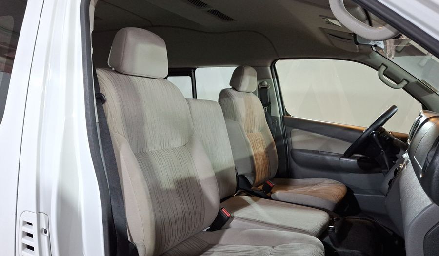 Nissan Nv350 Urvan 2.5 15 PASAJEROS AMPLIA A/A PAQ SEG Van 2022