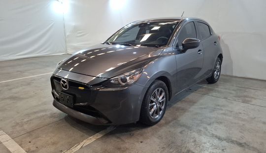 Mazda • Mazda 2