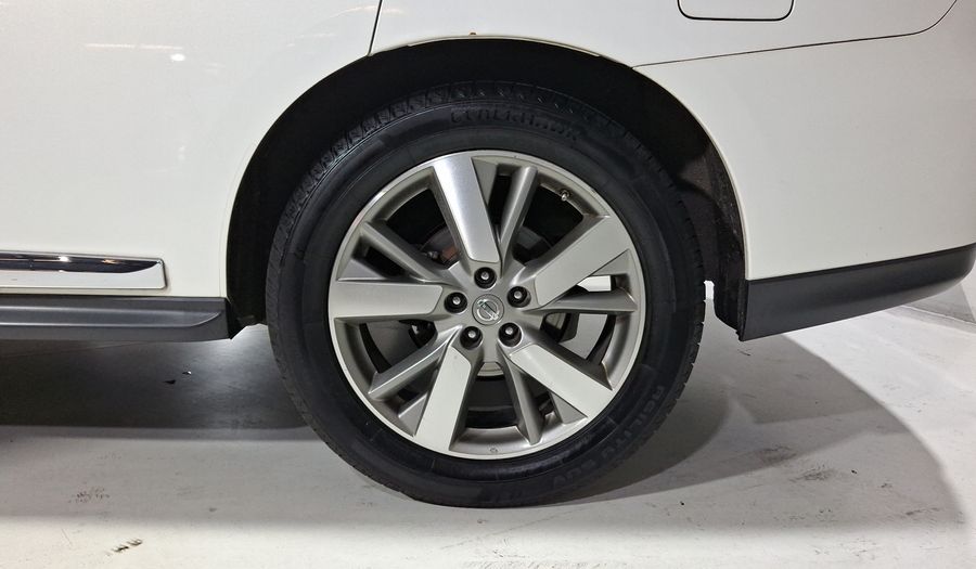 Nissan Pathfinder 3.5 EXCLUSIVE 4WD AT Suv 2013