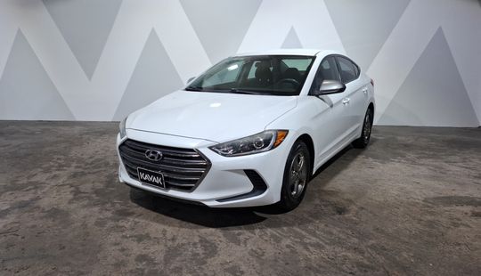 Hyundai • Elantra