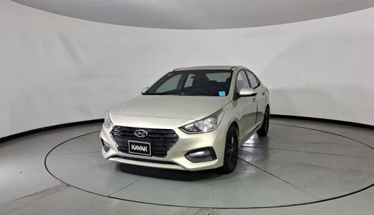 Hyundai • Accent