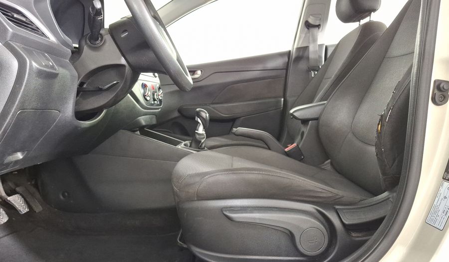 Hyundai Accent 1.6 GL MID Sedan 2018
