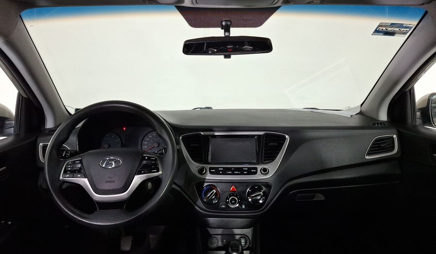 Hyundai Accent 1.6 GL MID Sedan 2018