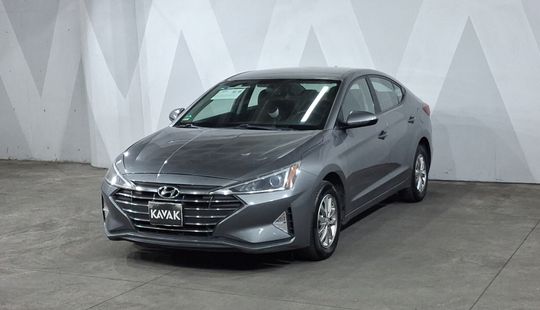 Hyundai • Elantra