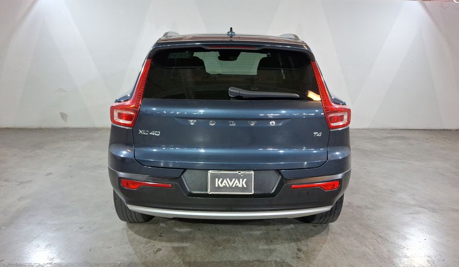 Volvo Xc40 2.0 T4 INSCRIPTION AUTO Suv 2022