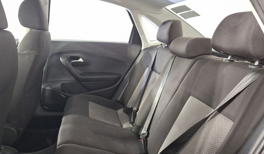 Volkswagen Vento 1.6 STARTLINE AUTO Sedan 2020
