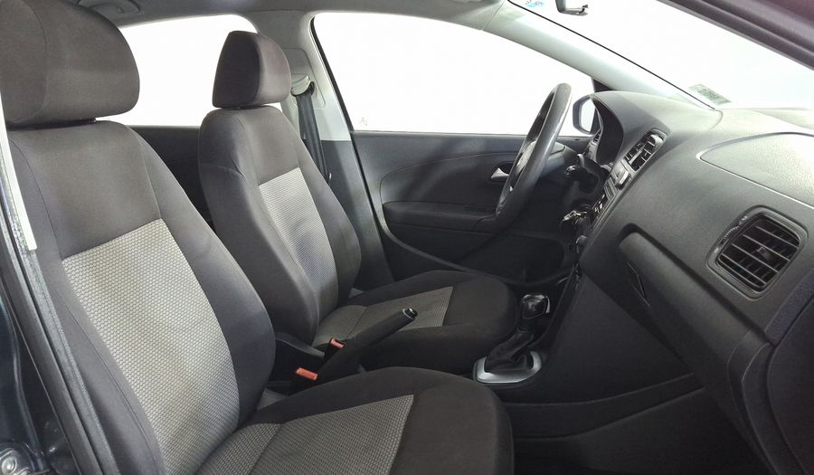 Volkswagen Vento 1.6 STARTLINE AUTO Sedan 2020