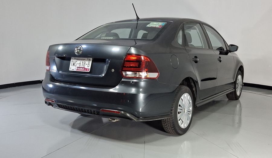 Volkswagen Vento 1.6 STARTLINE AUTO Sedan 2020