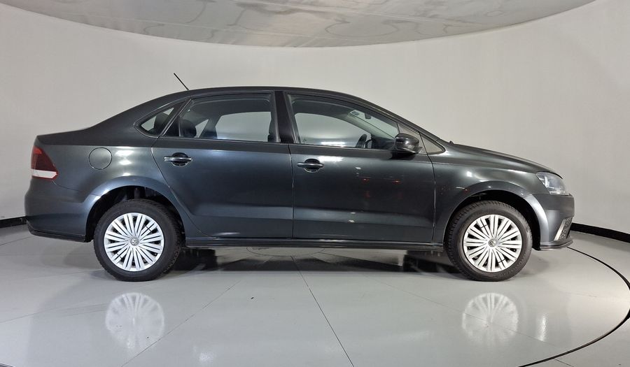 Volkswagen Vento 1.6 STARTLINE AUTO Sedan 2020