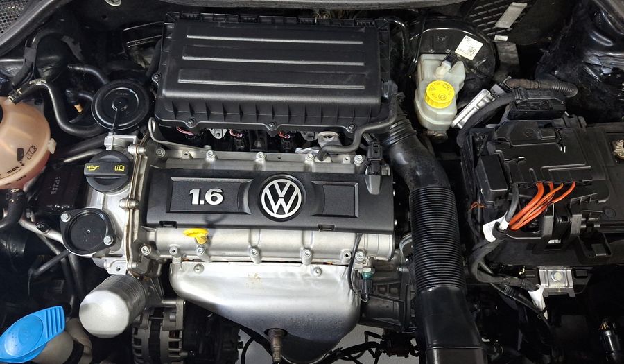 Volkswagen Vento 1.6 STARTLINE AUTO Sedan 2020