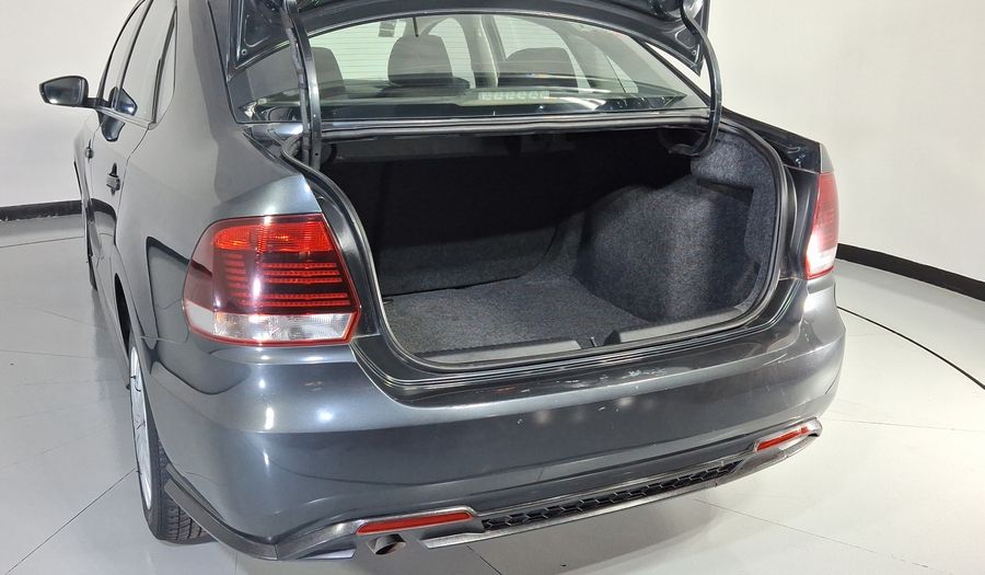 Volkswagen Vento 1.6 STARTLINE AUTO Sedan 2020