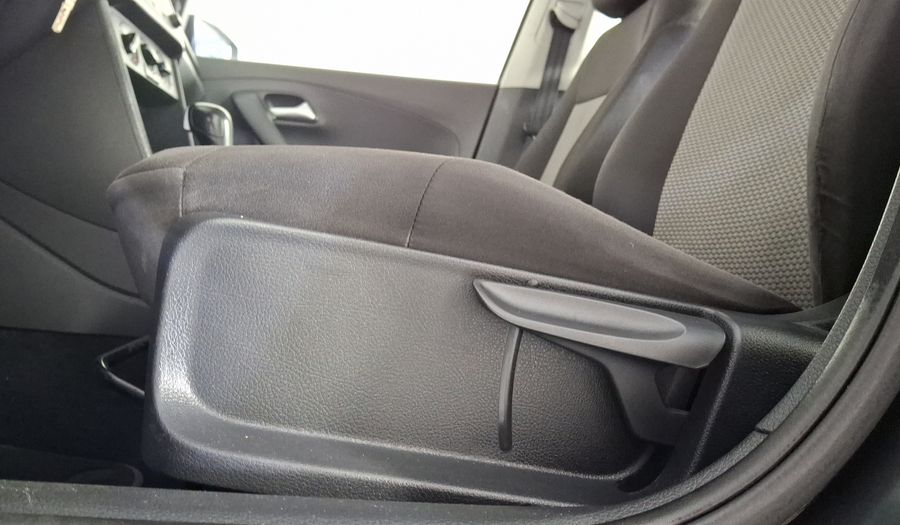 Volkswagen Vento 1.6 STARTLINE AUTO Sedan 2020