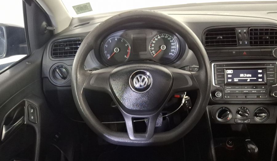 Volkswagen Vento 1.6 STARTLINE AUTO Sedan 2020