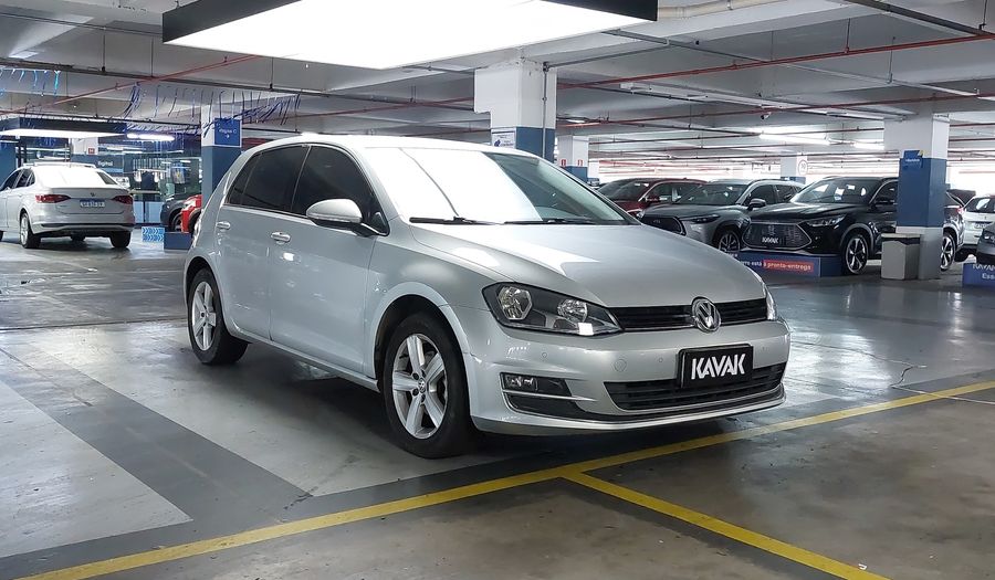 Volkswagen Golf 1.4 TSI BLUEMOTION TECH. HIGHLINE DSG Hatchback 2015