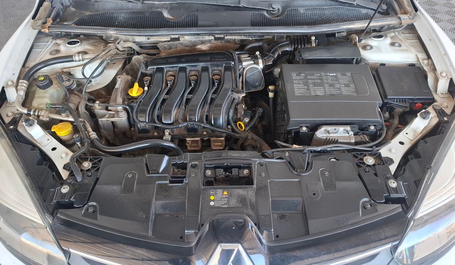 Renault Megane 1.6 MEGANE III LUXE PACK Hatchback 2015