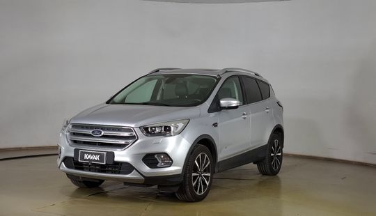Ford • Escape