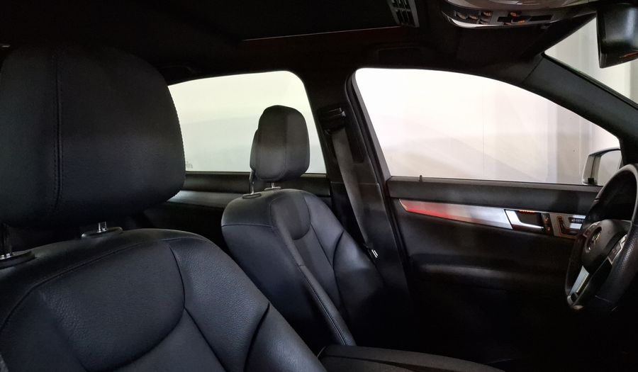 Mercedes Benz Clase C 1.8 250 CGI SPORT AT Sedan 2014