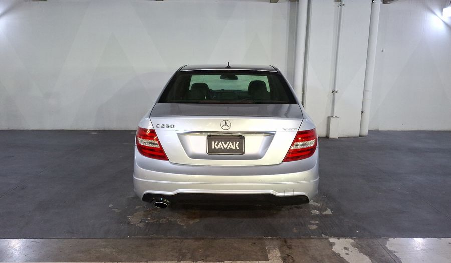 Mercedes Benz Clase C 1.8 250 CGI SPORT AT Sedan 2014