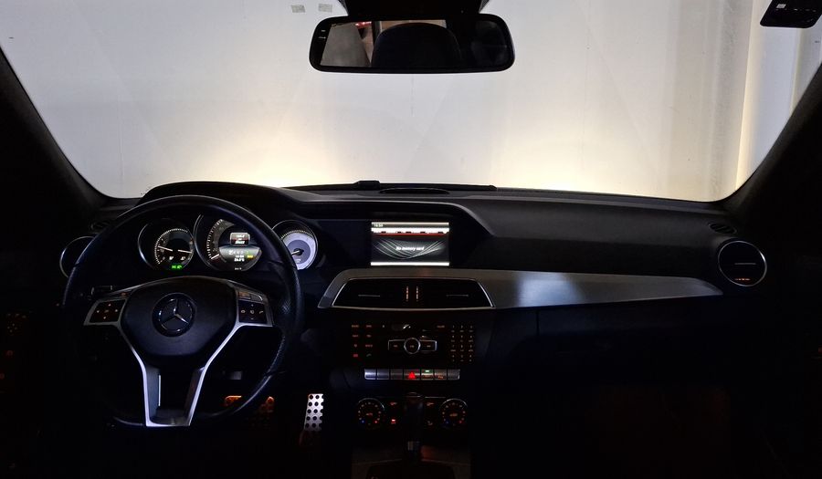 Mercedes Benz Clase C 1.8 250 CGI SPORT AT Sedan 2014
