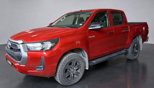 Toyota • Hilux