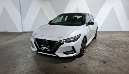 Nissan • Sentra