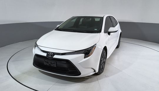 Toyota • Corolla