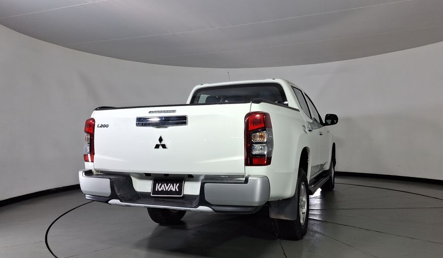 Mitsubishi L200 2.4 GLX GASOLINA Pickup 2023