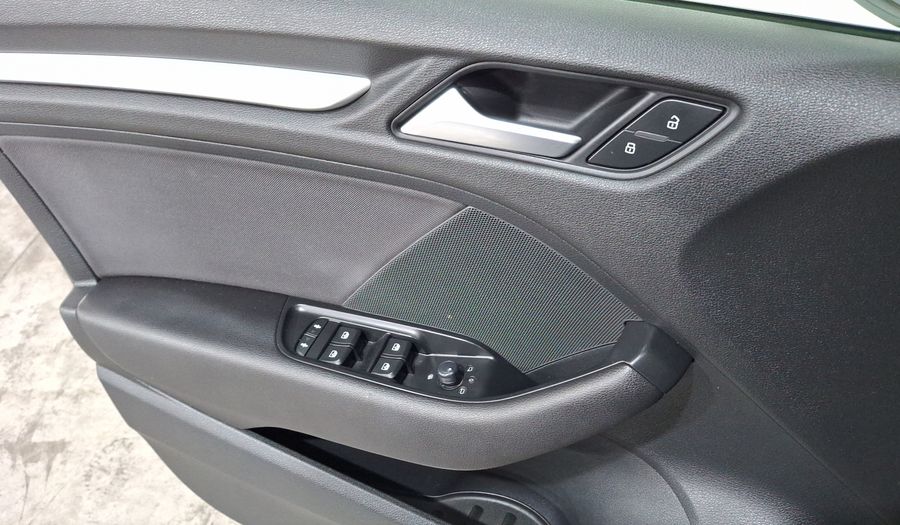 Audi A3 1.4 DYNAMIC DCT Sedan 2018