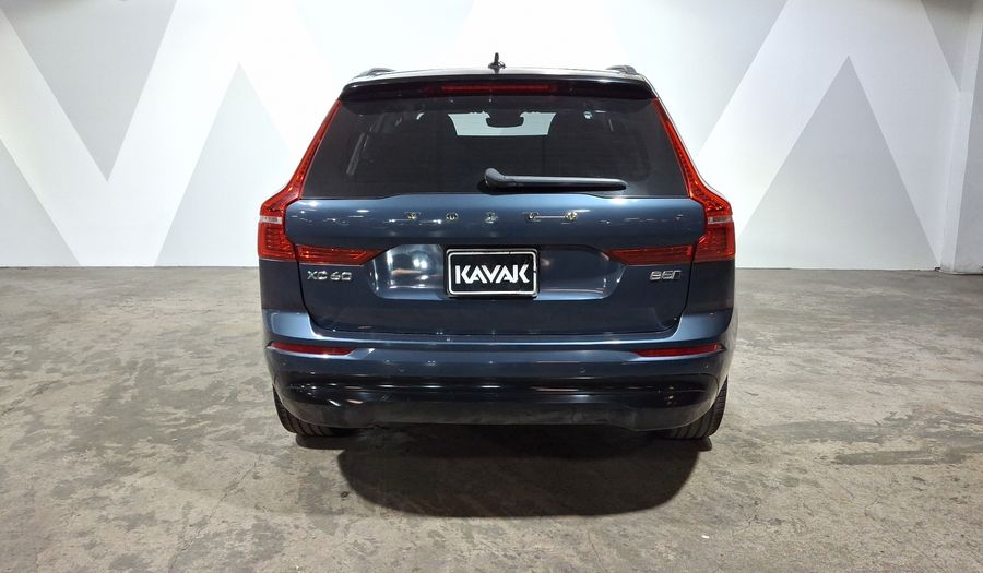 Volvo Xc60 2.0 B5 MHEV MOMENTUM AUTO AWD Suv 2022