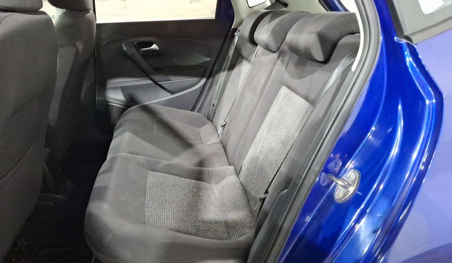 Volkswagen Polo 1.6 COMFORTLINE PLUS Hatchback 2021