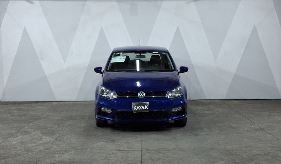 Volkswagen Polo 1.6 COMFORTLINE PLUS Hatchback 2021