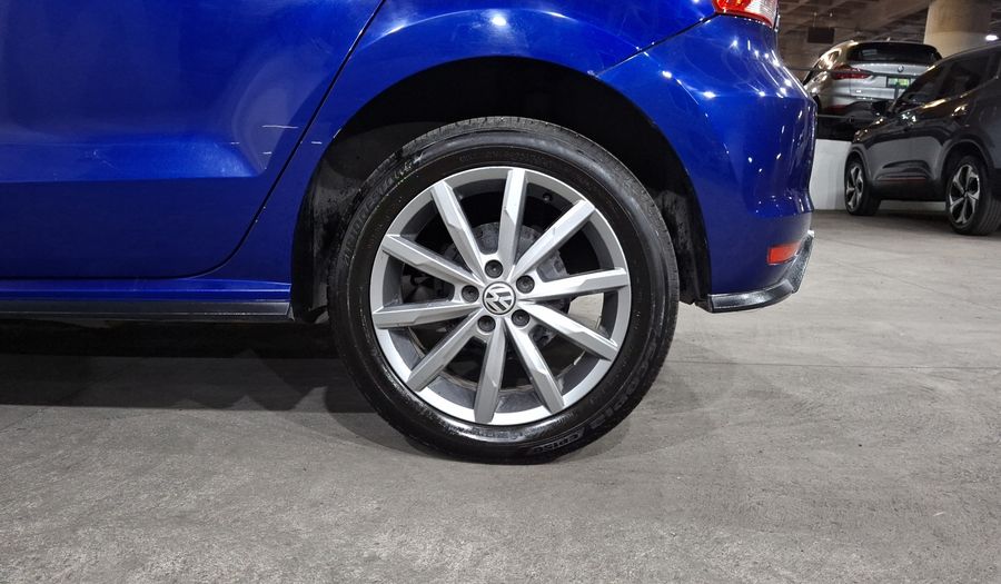 Volkswagen Polo 1.6 COMFORTLINE PLUS Hatchback 2021