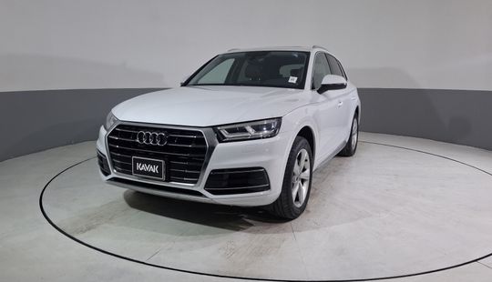 Audi • Q5