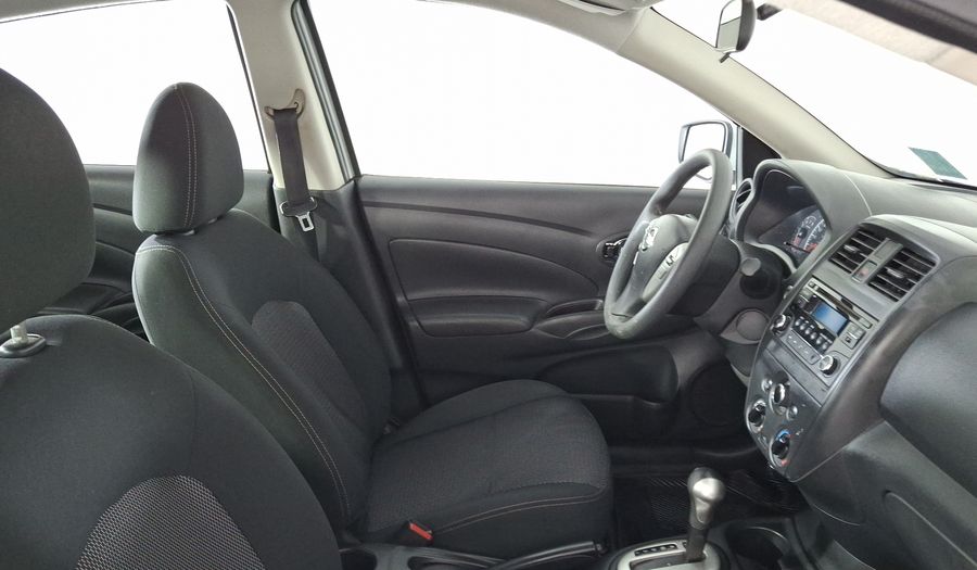 Nissan Versa 1.6 SENSE TA AC Sedan 2016