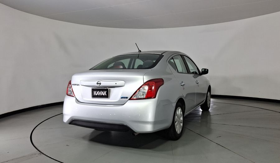 Nissan Versa 1.6 SENSE TA AC Sedan 2016