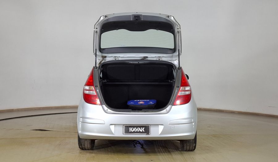 Hyundai I30 1.6 GLS AC 2AB ABS Hatchback 2011