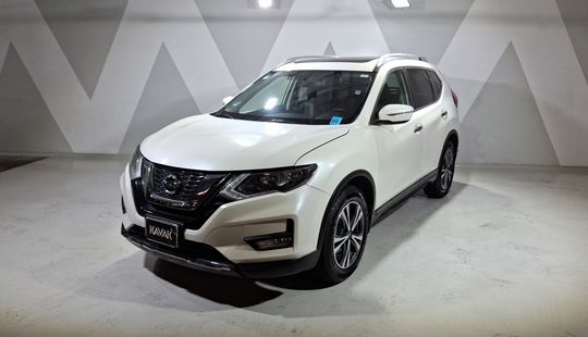 Nissan • X-Trail