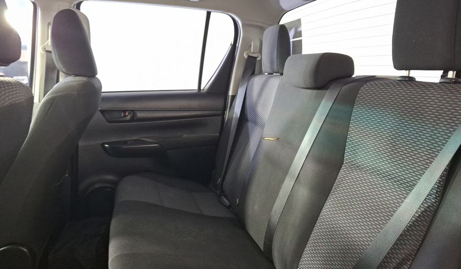 Toyota Hilux 2.7 SR DOBLE CABINA Pickup 2024