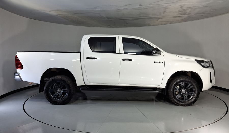 Toyota Hilux 2.7 SR DOBLE CABINA Pickup 2024