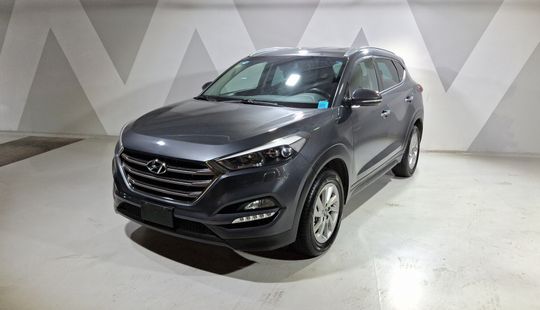 2018 • 88,310 km • Automático