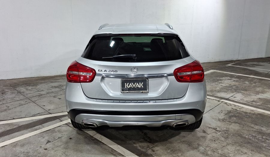 Mercedes Benz Clase Gla 1.6 GLA 200 CGI SPORT Suv 2015