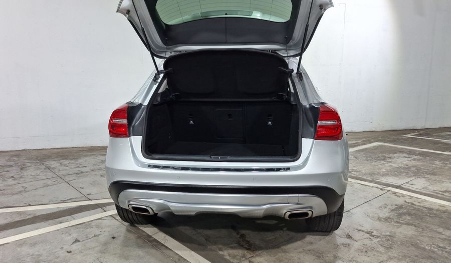 Mercedes Benz Clase Gla 1.6 GLA 200 CGI SPORT Suv 2015