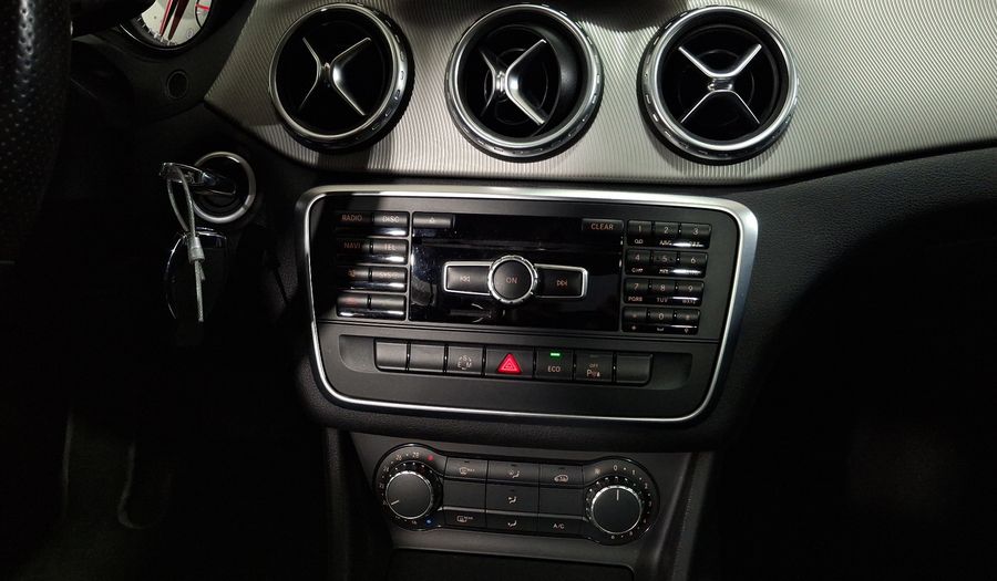Mercedes Benz Clase Gla 1.6 GLA 200 CGI SPORT Suv 2015