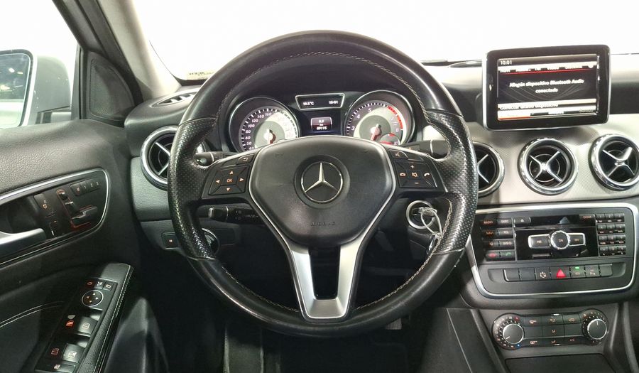 Mercedes Benz Clase Gla 1.6 GLA 200 CGI SPORT Suv 2015